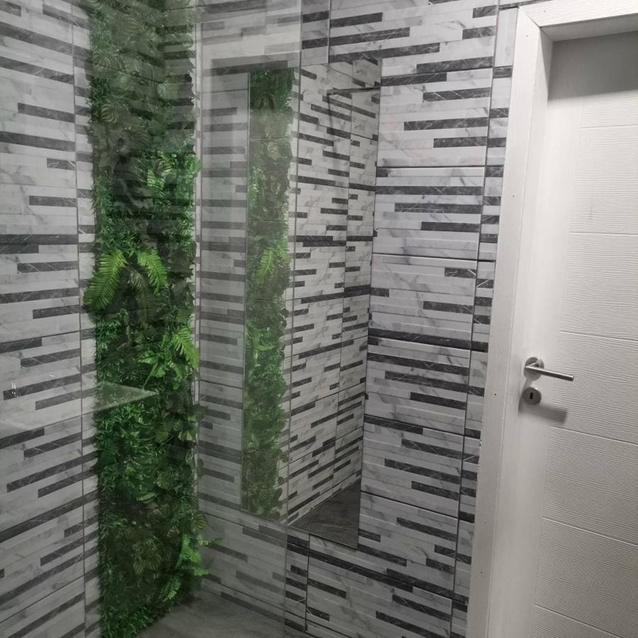 Apartman U Centru Sid Екстер'єр фото