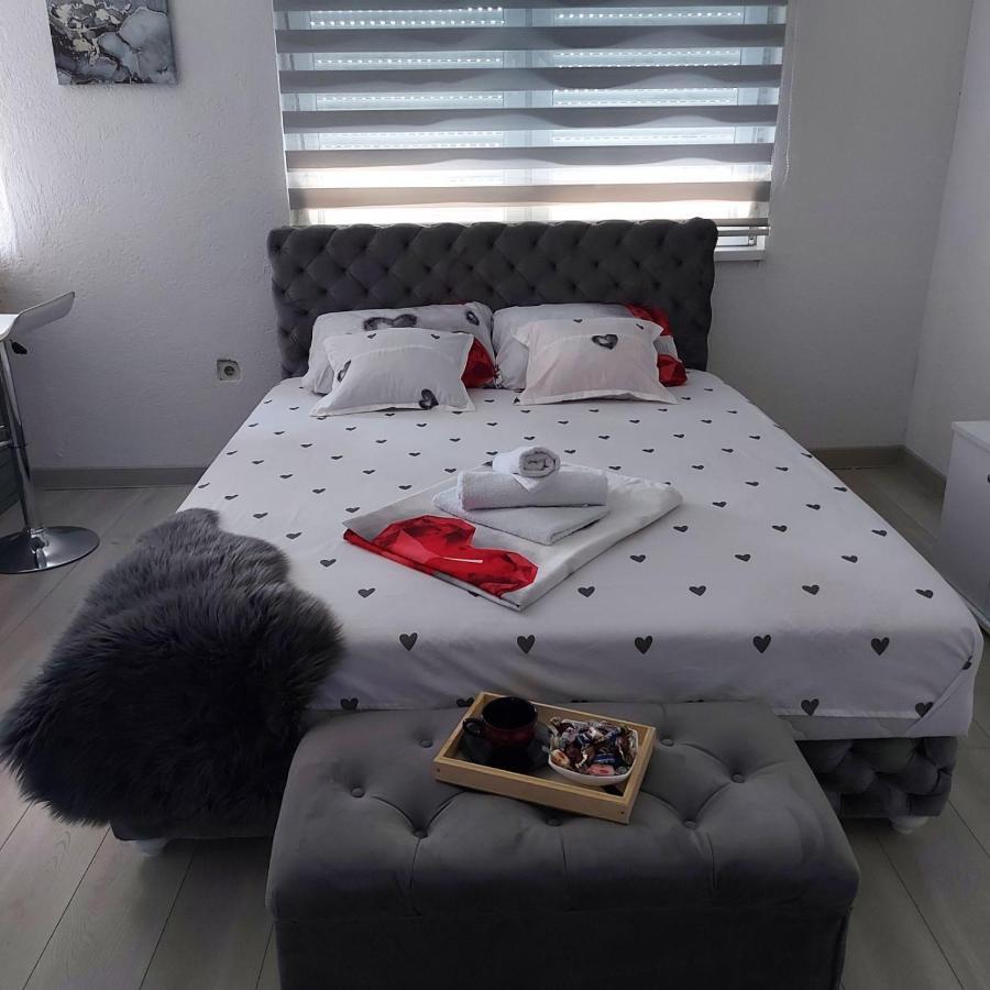 Apartman U Centru Sid Екстер'єр фото
