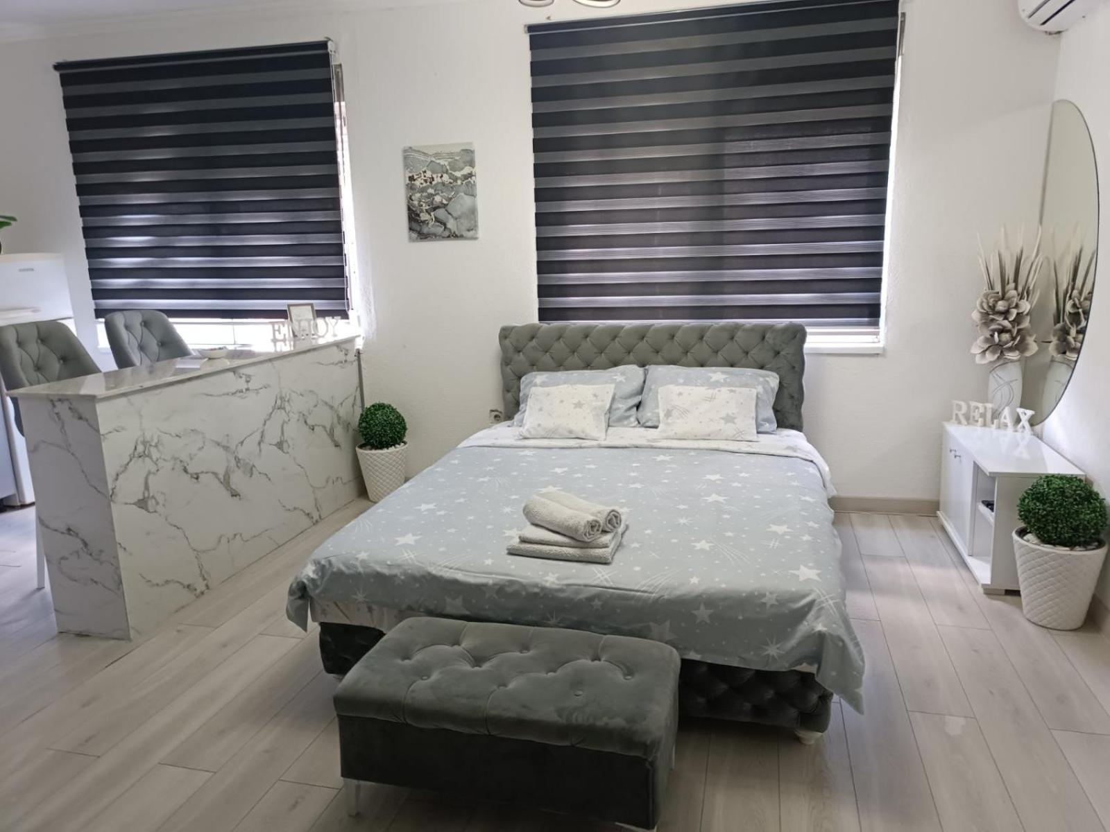 Apartman U Centru Sid Екстер'єр фото